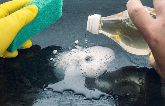 The Power of Vinegar: An Eco-Friendly and Versatile Cleaning Solution for Your Home SeeyonClean